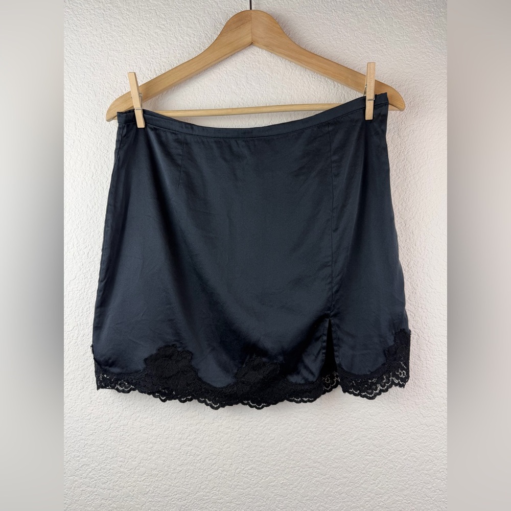 Fleur Du Mal James Lace Slip Skirt